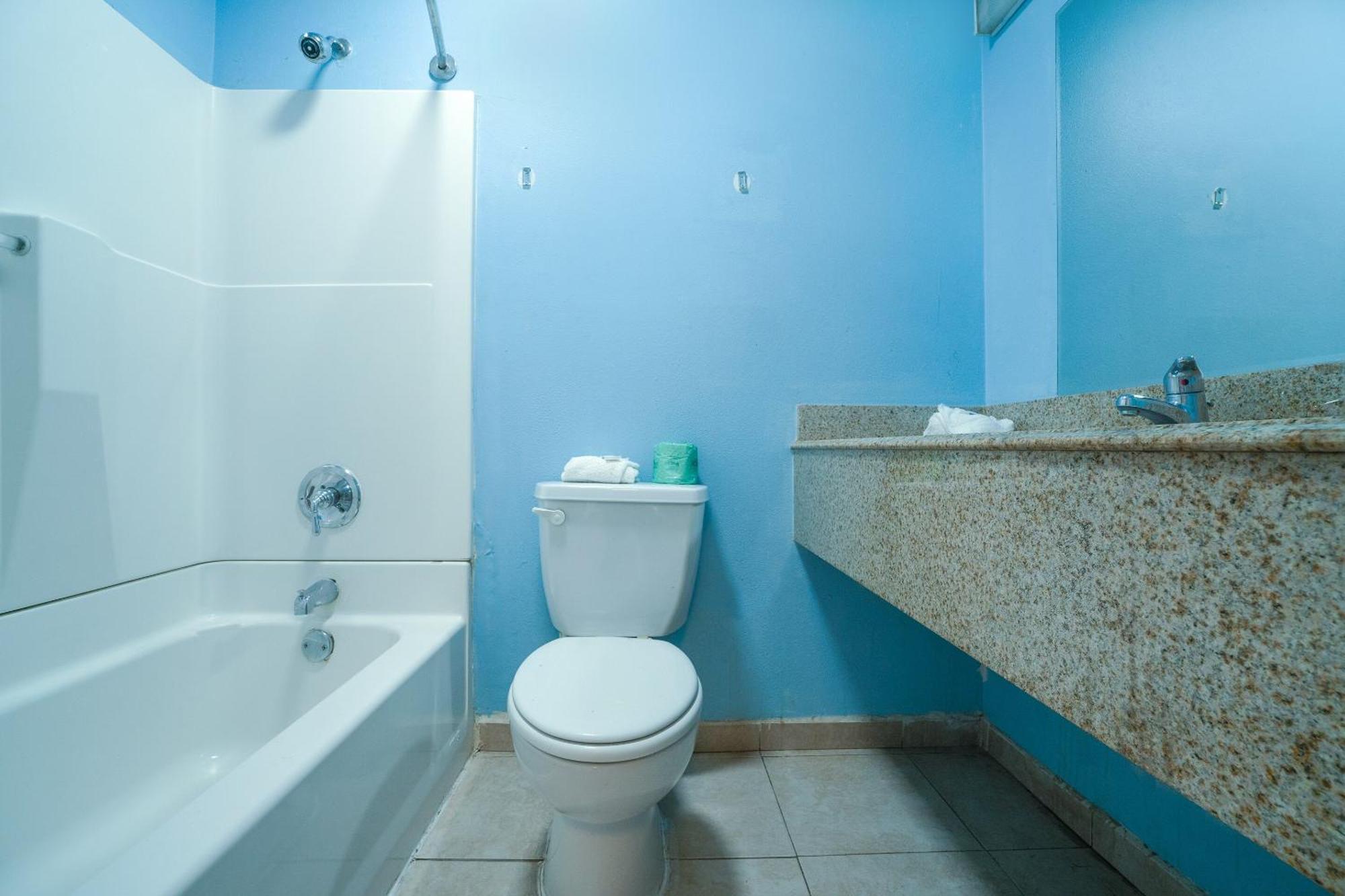 Oyo Hotel Μίντλαντ Εξωτερικό φωτογραφία