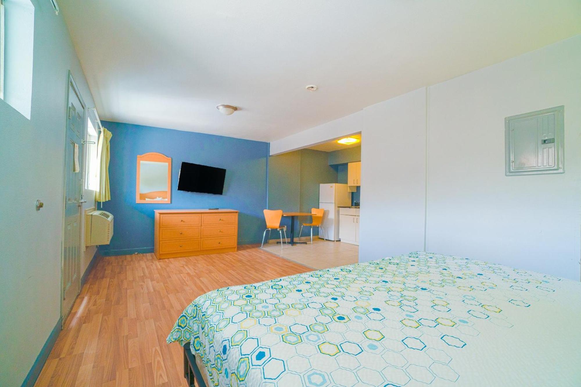 Oyo Hotel Μίντλαντ Εξωτερικό φωτογραφία